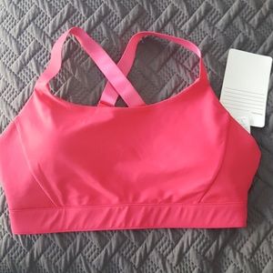 NWT Fabletics Pink Danica Sports Bra, L